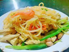 -马路牙子地桌烤肉(工体店)