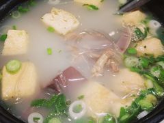 金陵鸭血粉丝煲-京城小江南·土菜馆·蒸白鱼(东四十条店)