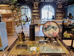 -光海书局(南京东路第一百货店)