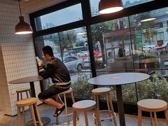 用餐区-肯德基(杭州和平饭店)
