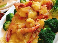 黄油依面游水波士顿龙虾-新南华大酒店(长寿店)