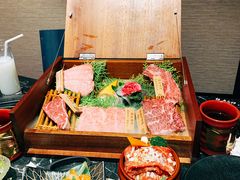 -山川小町·极番烧肉(新地假日广场店)