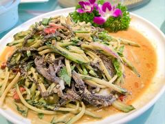 -吴记酱骨炖菜馆(康安路店)