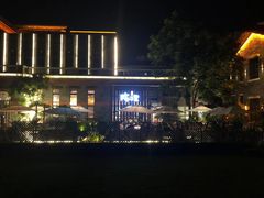 -墨居上隐·院子里火锅(峨眉店)