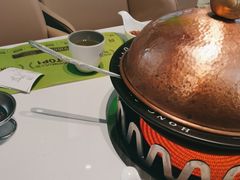 -洪氏嗨捞·广东猪肚鸡·椰子鸡火锅(西咸万象城店)