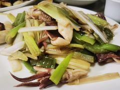 葱炒比管-华春餐馆(鱼山路店)