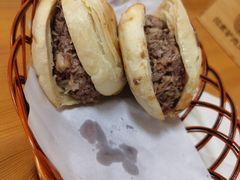 -闫家驴肉火烧(五四店)