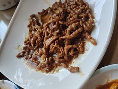 -严记小天府酸菜鱼(西四路店)