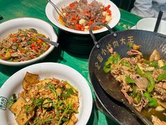 -费大厨辣椒炒肉(太平老街店)