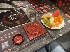 -牛YO寿喜烧·铁板烧和牛火锅自助(市府恒隆店)
