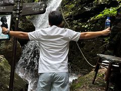 -藏龙百瀑风景区