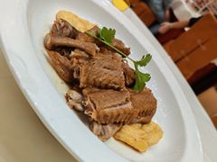 -东豪园林海鲜酒家(南港路辅路店)