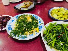 -壹阁胡羊焖饼(特色小吃街店)