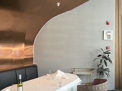 -斯普汇生蚝牛排馆(中骏世界城店)