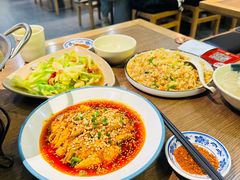 -肖四女乐山跷脚牛肉(世博源店)