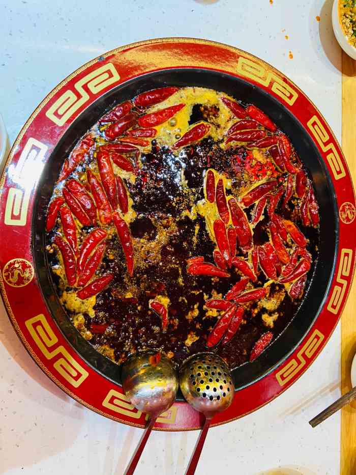 状元红老火锅-"新开业的时候就和室友一起去尝试了一下,味.