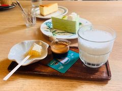 -默迹咖啡馆