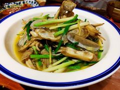 -琥珀老六龙虾(四里河店)