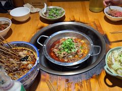 -大众跷脚牛肉馆·非遗传承单位(峨眉山店)