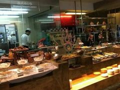 -小天鹅戴斯酒店鲸鲨百汇创作料理
