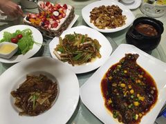 -城南往事济南风味主题餐厅(东环店)