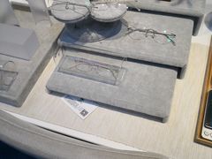 -亨达利眼镜(旗舰店)