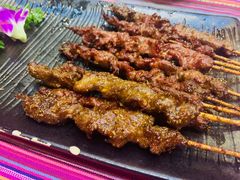 -香巴拉云南餐厅(华莱坞店)