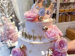 双层蛋糕-兔子妃私人定制蛋糕(城南花苑南区店)