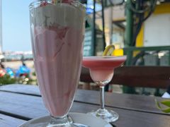 -Green Tree Rest. & Pub