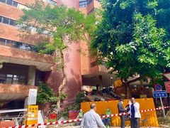 -香港理工大学