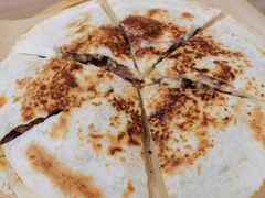 牛肉芝士薄饼-艾蜜西餐厅(梅园店)