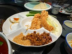 -挂旗柴锅鸡(蚌山区嘉年华店)