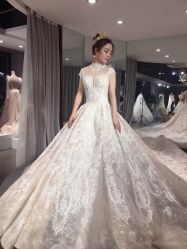 -艾米丽婚纱礼服