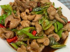 腊八蒜烩肥肠-晓院餐厅