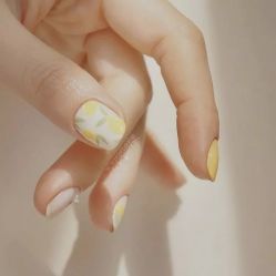 -悦指间美甲美睫