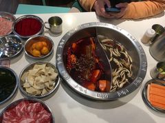 -憨铁匠老火锅(龙岗万科里店)