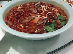 雾都毛血旺-老上海弄堂菜馆(恒基名人购物中心店)