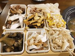 -菌乡缘·野生菌蒸汽鱼火锅(江边夜市店)