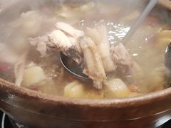 -威邵鸡煲(西华路总店)