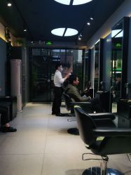 -不迫先生专业男士剪发