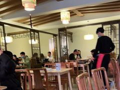 大堂-钰田大院·碳烤虹鳟鱼·怀柔地道农家菜(雁栖湖店)