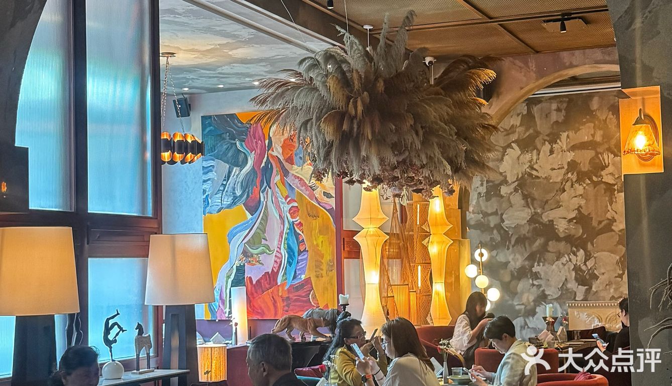 欧式电影般浪漫🌹 上海极具艺术感的牛排bar