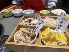 -阿婆情腊排骨火锅·野生菌季(古城旗舰店)