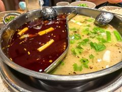 -肖肖酸萝卜鱼火锅(总店)