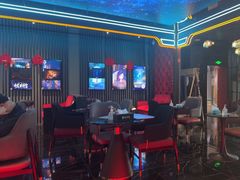 -屋有岛沉浸游戏旗舰店(中山公园店)