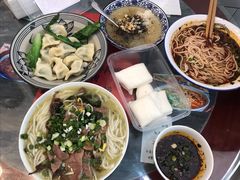 合川正宗红烧羊肉米粉-袁妈红豆汤(重庆总店)