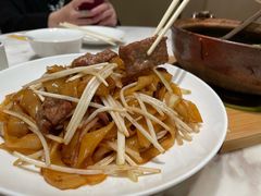 干炒牛河-香港百合居(LCM置汇旭辉广场店)
