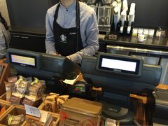 星巴克&nbsp;全黑围裙店(太古里店)-星巴克(成都太古里二店)