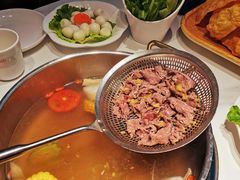 -犇鼎牛潮汕牛肉火锅(新辰里学清路店)