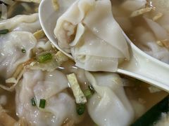 -黄阿姨锅贴大王(万航渡路店)